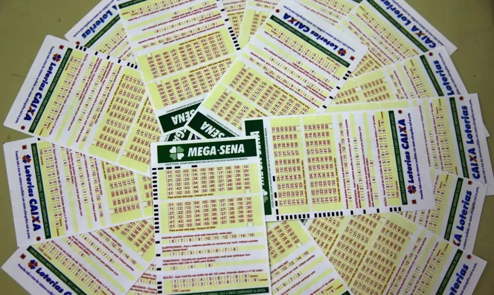 Mega-Sena acumula novamente e prêmio principal vai para R$ 42 milhões
