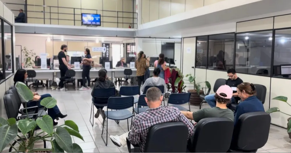 Semana fecha com 494 vagas de emprego na Agência do Trabalhador de Paranavaí