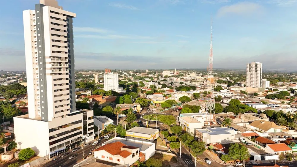 Confira o que abre e fecha em Paranavaí no feriado de segunda-feira (12)