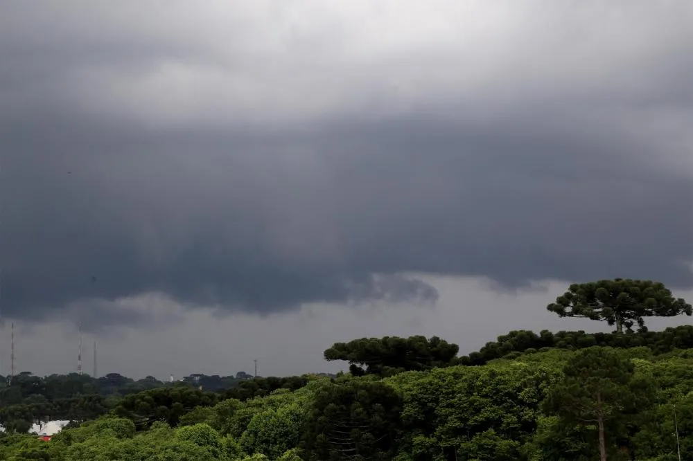 El Niño trará acumulados de chuva acima da média até dezembro no Paraná