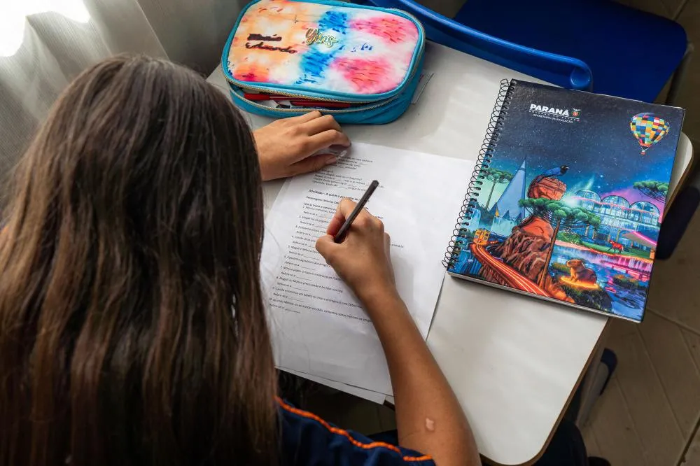 Alunos têm até este domingo para optar por inglês ou espanhol na prova do Enem 2026