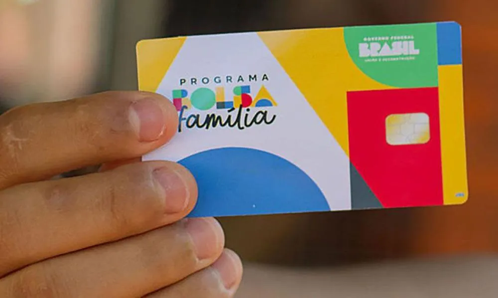 Pagamentos de outubro do Bolsa Família começam nesta segunda