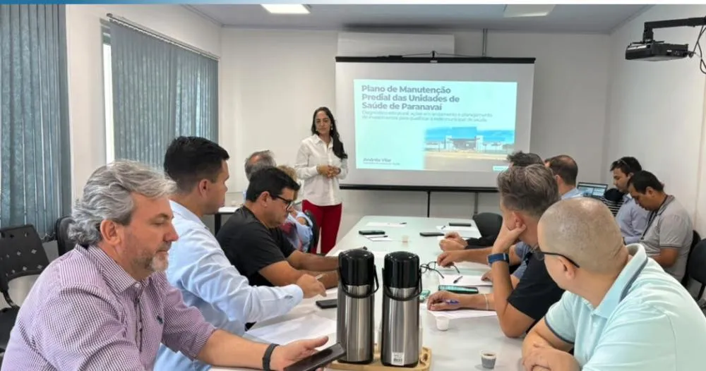 Sesau apresenta plano para recuperar unidades de saúde em Paranavaí