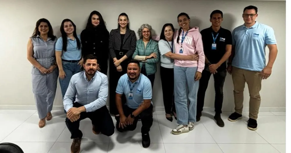 Triagem Itinerante orienta secretarias sobre processos de contratação em Paranavaí