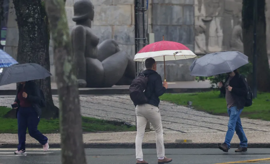 Paranavaí e região Noroeste têm previsão de chuva no fim de semana; domingo de eleição deve ser instável
