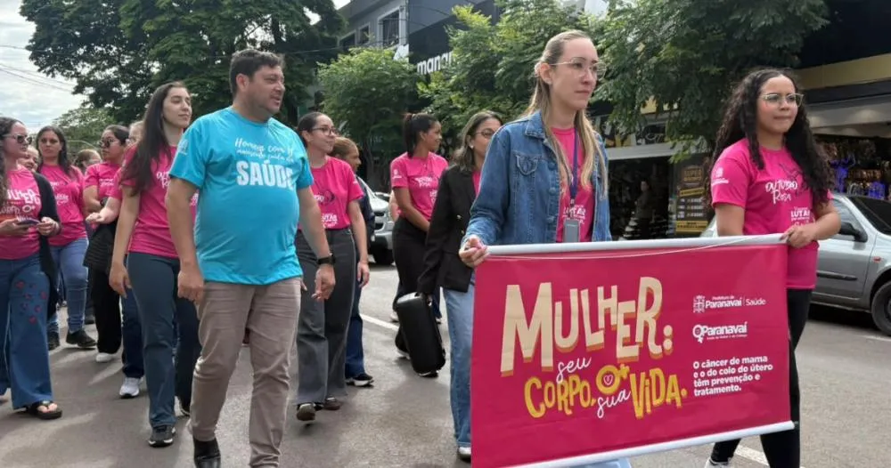 Caminhada em Paranavaí chama atenção para prevenção dos cânceres de mama e próstata