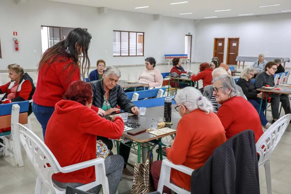 Saúde do idoso requer atenção especial com temperaturas baixas Foto: Valdelino Pontes/Arquivo AEN