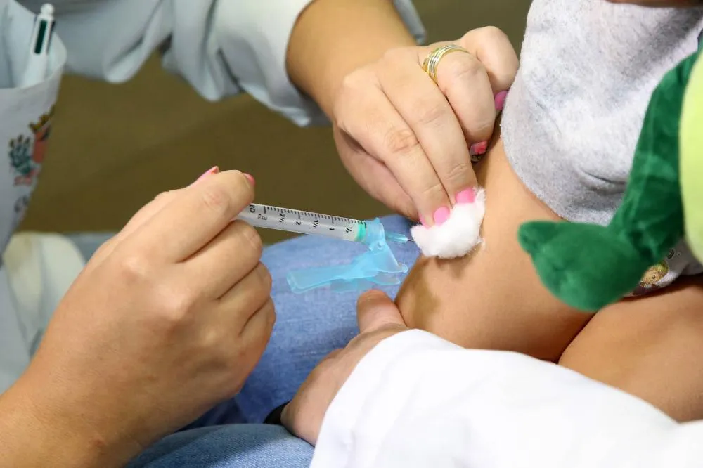 Paraná reforça importância da vacinação no Dia Mundial de Combate à Meningite Foto: Jaelson Lucas/Arquivo AEN