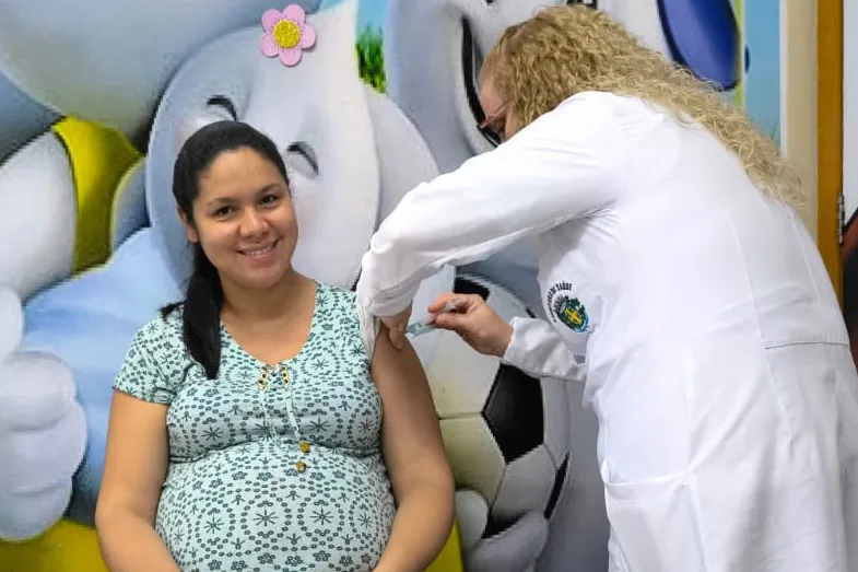 368 cidades do Paraná já aplicam doses da vacina contra o Vírus Sincicial Respiratório Foto: SESA