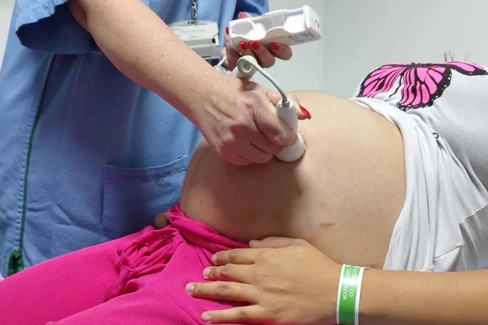 Ultrassom morfológico passa a ser ofertado a 100% das gestantes paranaenses atendidas pelo SU Foto: SESA